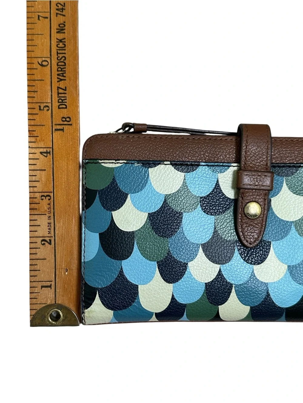 Fossil Blue & Green Scallop Fiona Clutch Multi-Function Zip Around Coin Wallet
